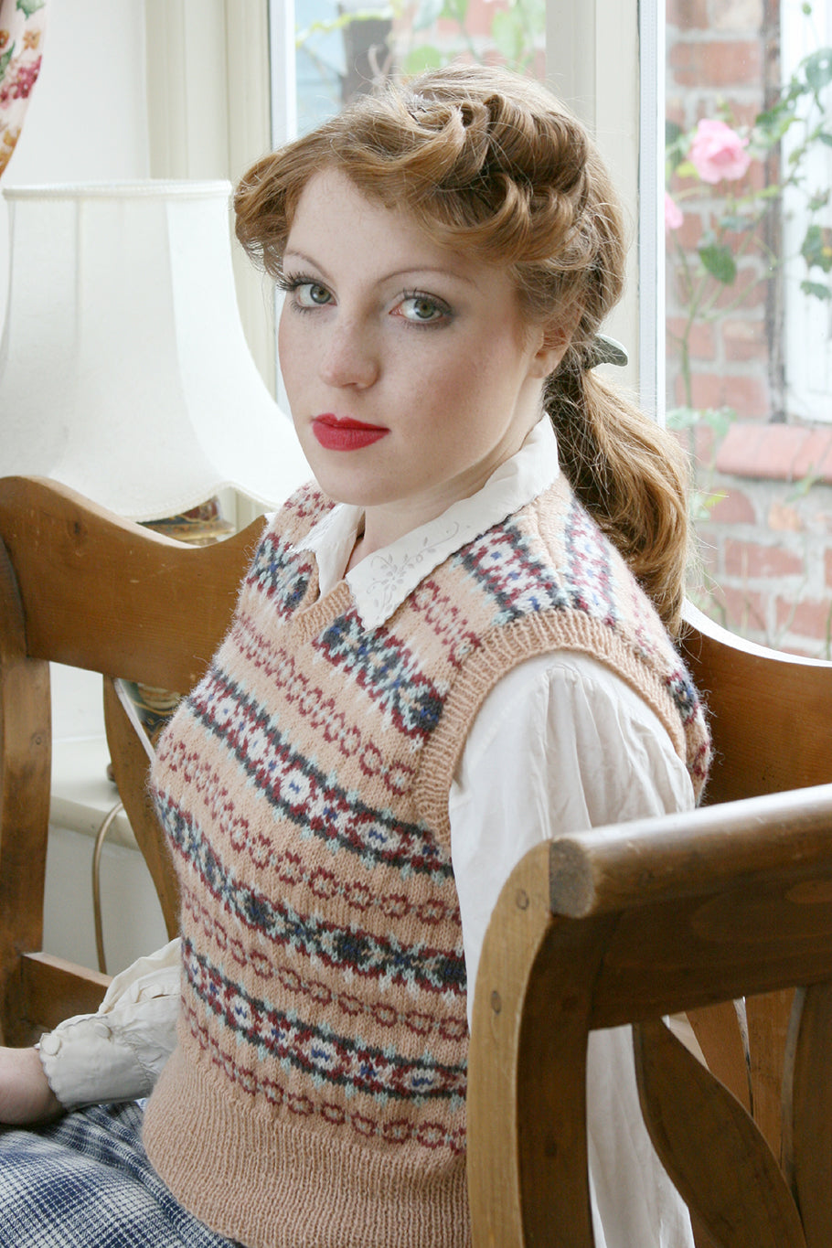 Pattern - Lady's Sleeveless Fair Isle Pullover
