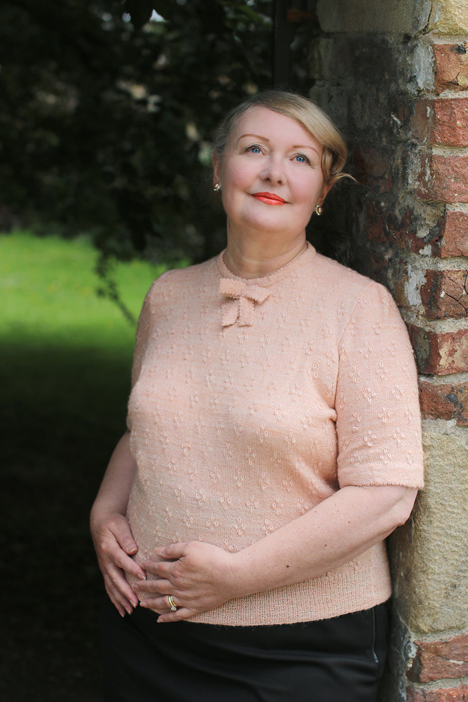 Blouse With Gathered Neckline Yarn Kit