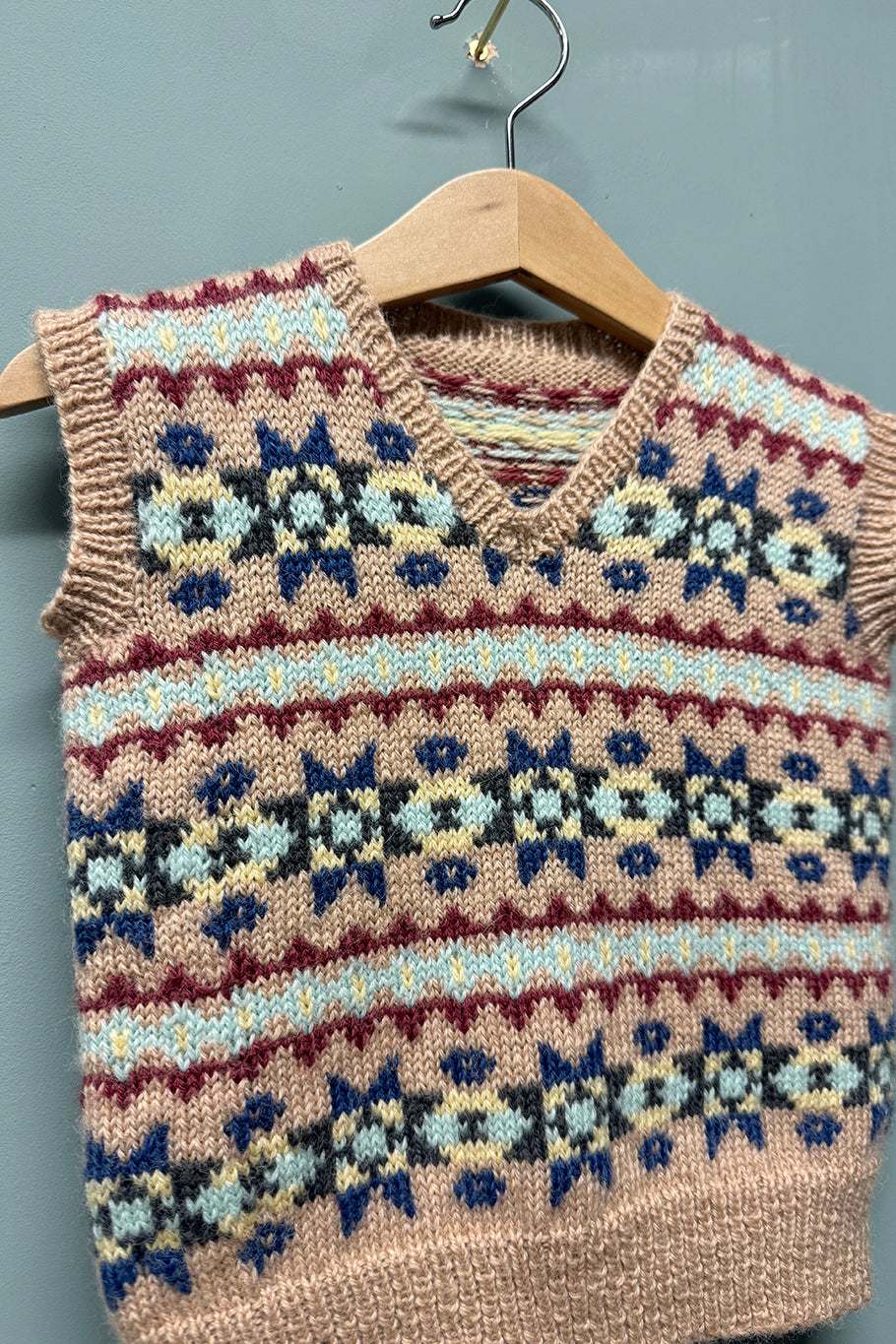 Pattern - Junior Wartime Farm Sleeveless Pullover