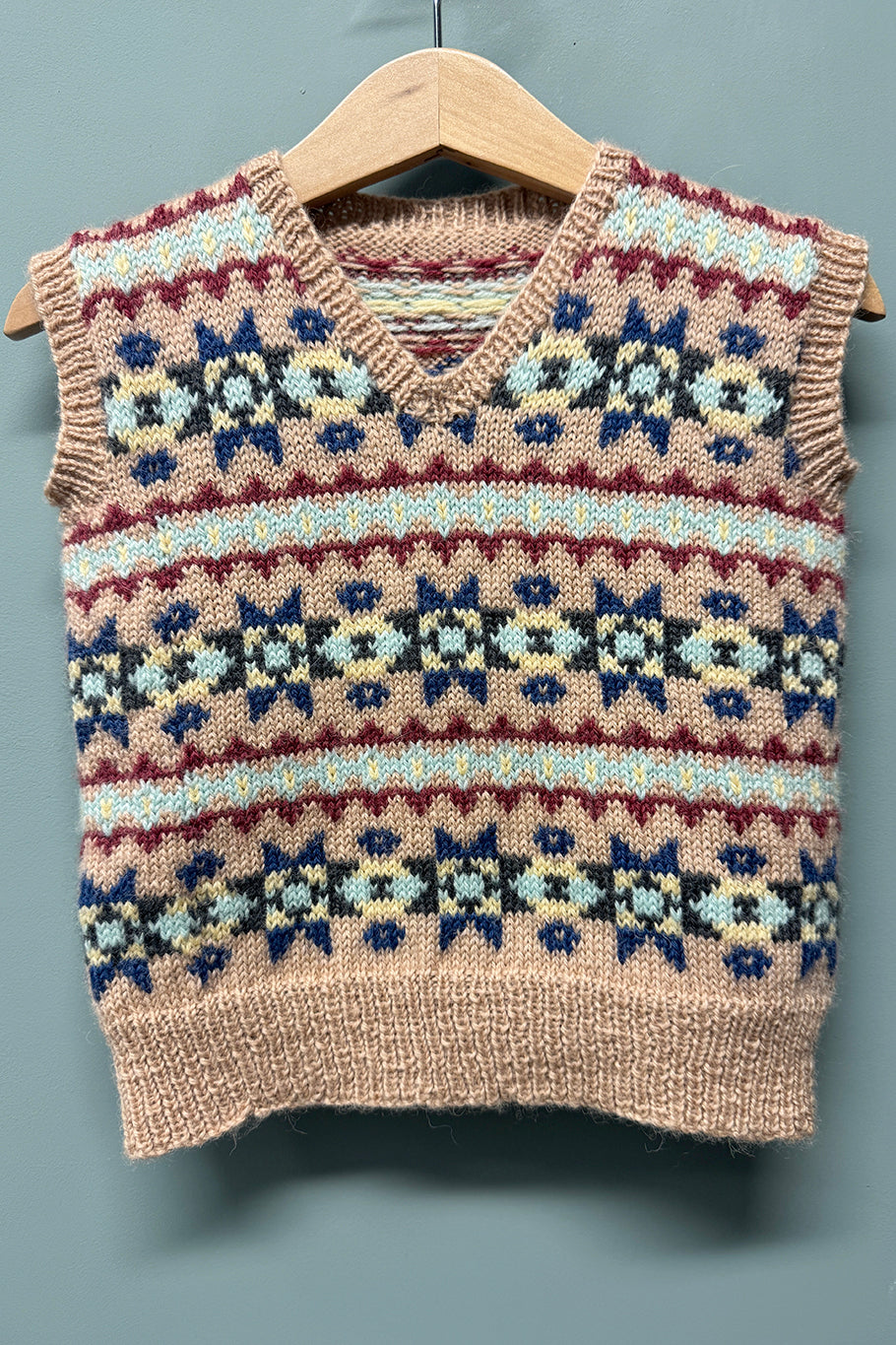 Pattern - Junior Wartime Farm Sleeveless Pullover