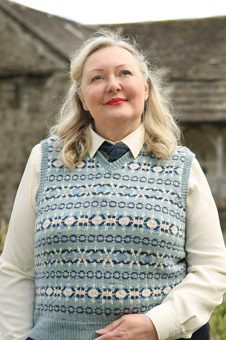 Lady's Sleeveless Fair Isle Pullover Yarn Kit
