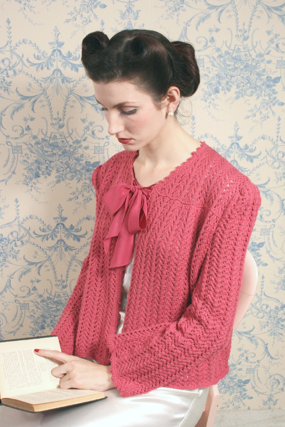 Pattern Lacy Bed Jacket1