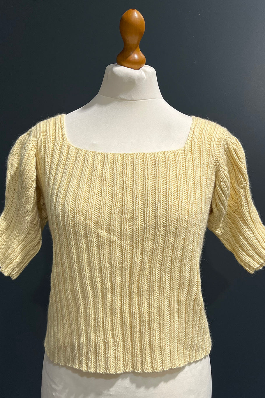 Such Flattering Puff Sleeves