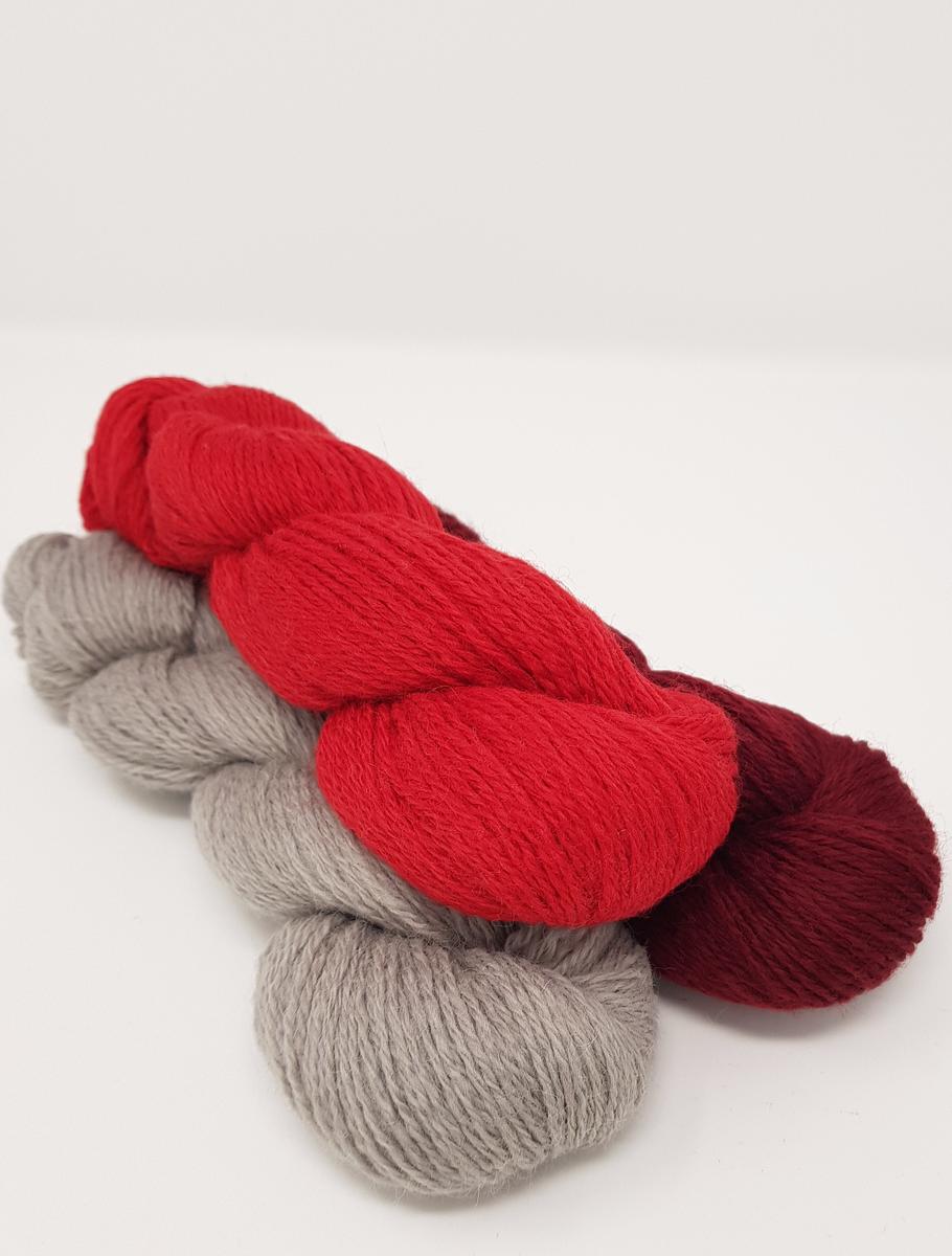 Julenatt Yarn Kits